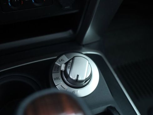 Used 2018 Toyota 4Runner Limited image 8