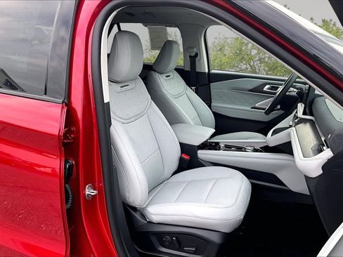 New 2026 Ford Explorer Platinum image 8