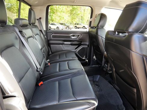 Used 2022 RAM 1500 Laramie image 9