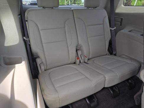 Used 2018 GMC Acadia Denali w/ Technology Package AWD/4WD image 23