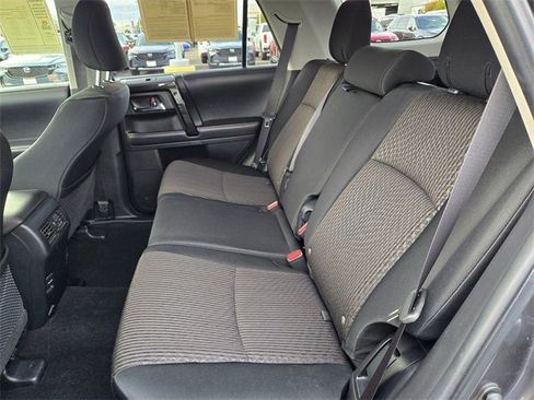 Used 2019 Toyota 4Runner TRD Off-Road image 9