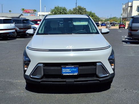 Certified 2025 Hyundai Kona SEL FWD image 8