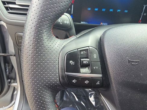 Certified 2024 Ford Escape ST-Line w/ Tech Pack #1 image 17