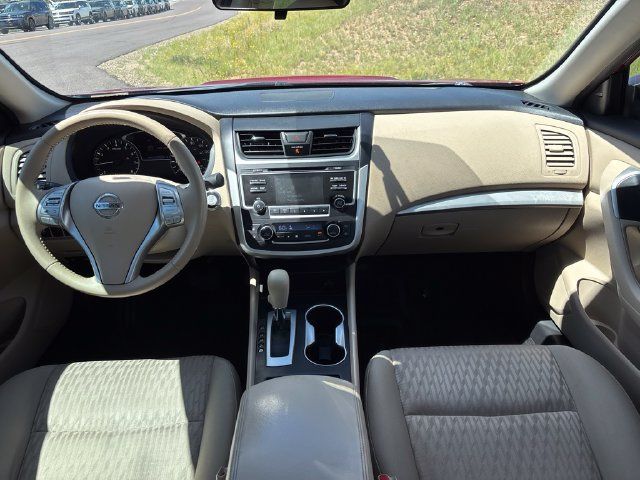 Used 2016 Nissan Altima 2.5 SV FWD image 18