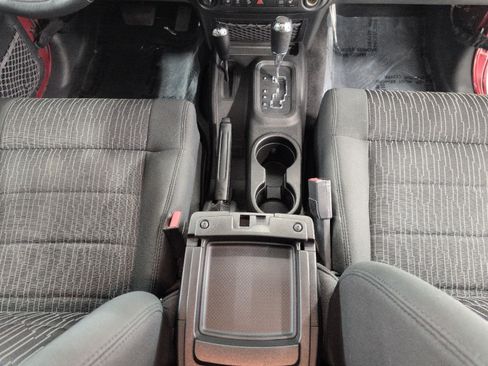 Used 2012 Jeep Wrangler Sahara w/ Dual Top Group AWD/4WD image 15