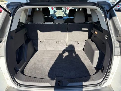 Used 2016 Ford Escape SE FWD image 16
