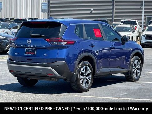 Used 2023 Nissan Rogue SV FWD image 5