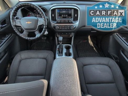 Used 2022 Chevrolet Colorado LT w/ LT Convenience Package image 6