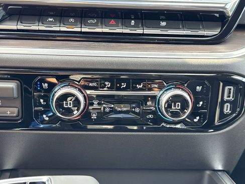 New 2026 GMC Sierra 1500 SLT w/ SLT Premium Package image 21