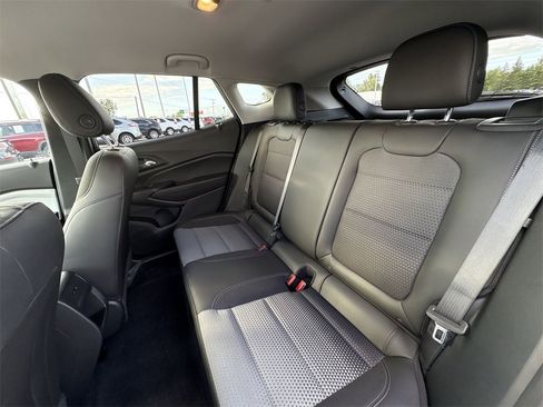 Used 2024 Chevrolet Trax LT w/ Driver Confidence Package image 23