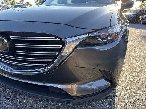 Used 2021 MAZDA CX-9 Touring w/ Touring Premium Package FWD image 10