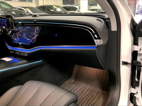 Used 2025 Mercedes-Benz E 350 E 350 image 18