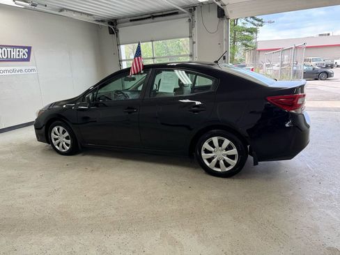 Used 2017 Subaru Impreza 2.0i AWD/4WD image 3