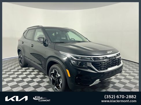 Certified 2025 Kia Seltos S image 1