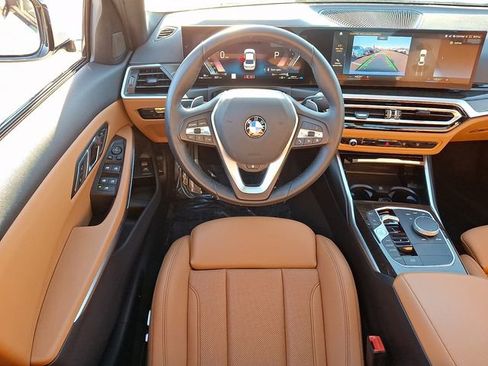 Certified 2023 BMW 330i xDrive Sedan w/ Driving Assistance Package image 11