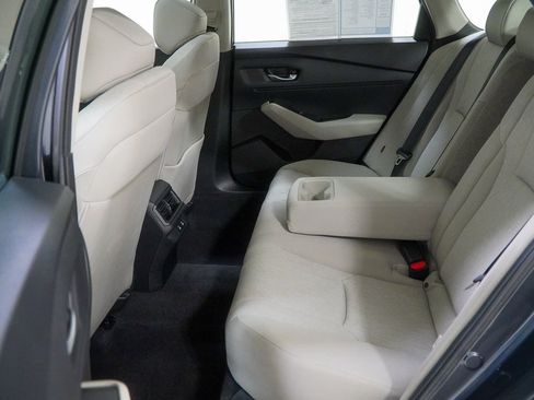 Certified 2025 Honda Accord SE image 36