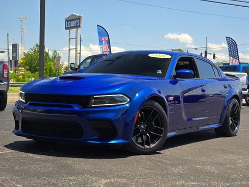 Used 2022 Dodge Charger Scat Pack RWD image 1