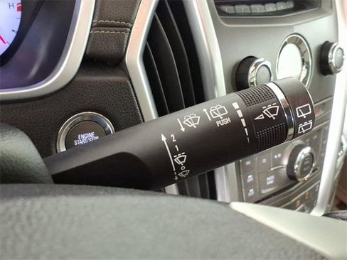 Used 2010 Cadillac SRX Luxury image 25