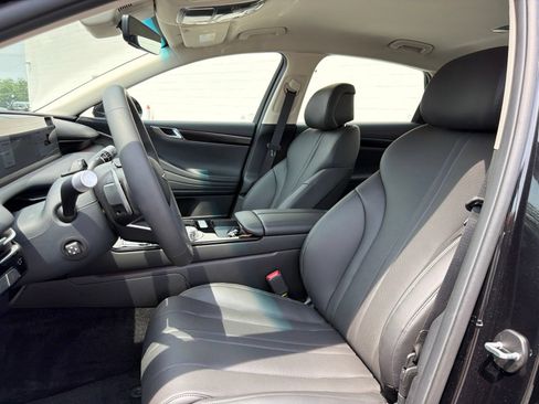 Used 2026 Genesis G80 2.5T AWD/4WD image 18