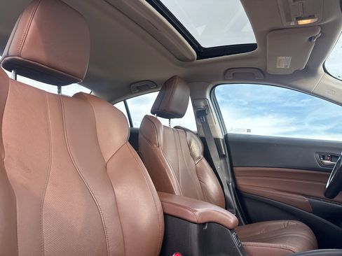 Used 2021 Acura ILX w/ Premium Package image 12