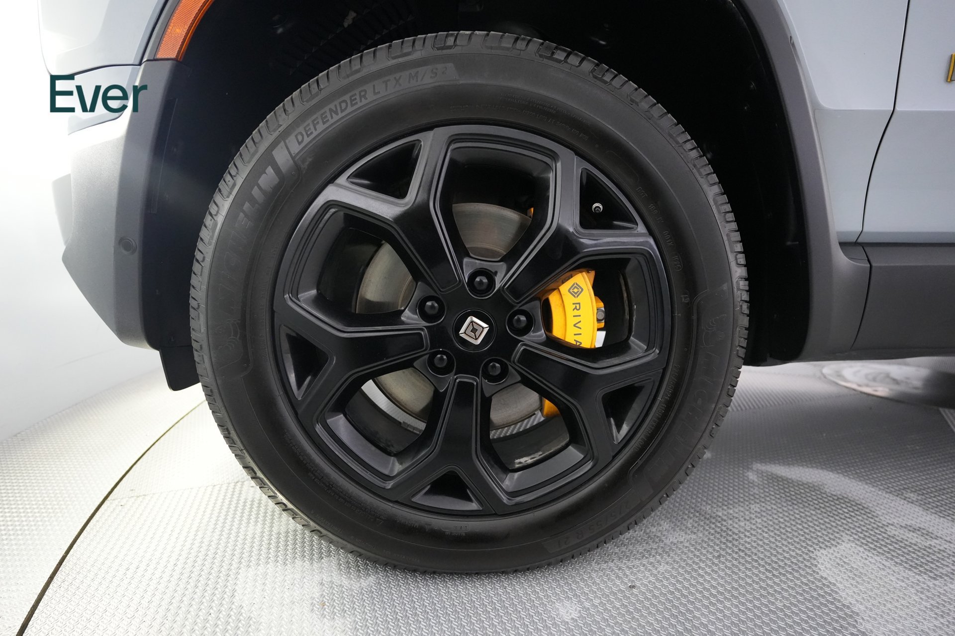 Used 2023 Rivian R1S Adventure Quad AWD/4WD image 19