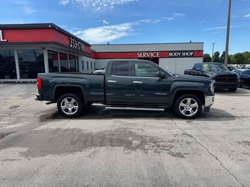 Used 2017 GMC Sierra 1500 SLE w/ SLE Value Package RWD image 2