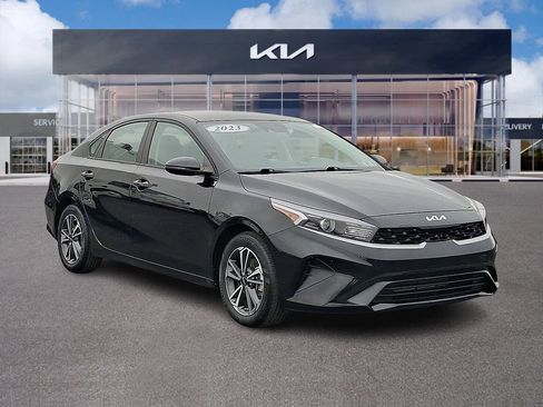 Certified 2023 Kia Forte LXS w/ LXS Technology Package image 1