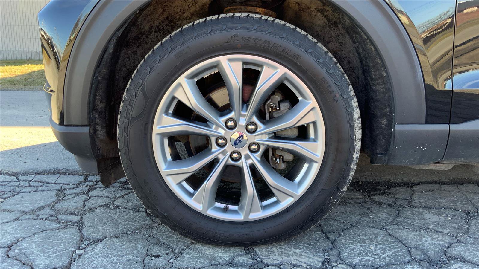 Used 2022 Ford Explorer Limited AWD/4WD image 30