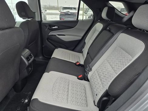 Used 2024 Chevrolet Equinox LT image 24