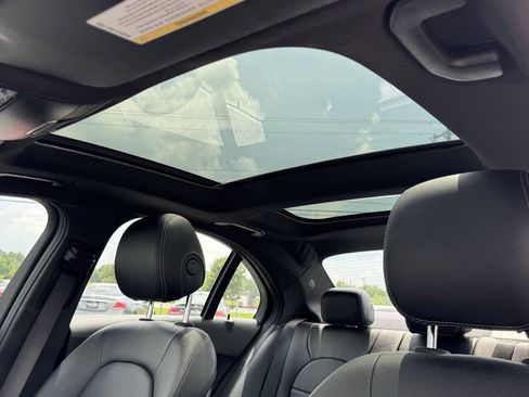 Used 2018 Mercedes-Benz C 300 Sedan image 19