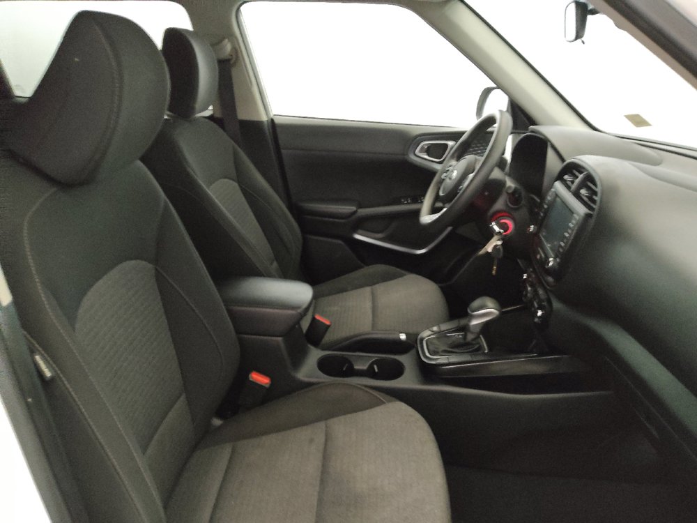 Used 2021 Kia Soul S FWD image 21