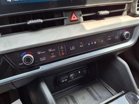 Certified 2023 Kia Sportage X-Line image 15