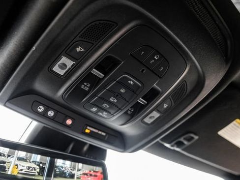 Used 2017 Cadillac CT6 Luxury AWD/4WD image 35