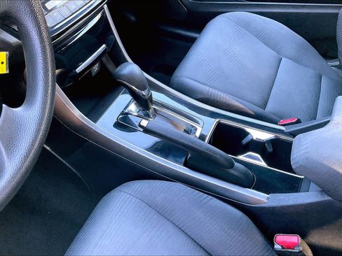 Used 2017 Honda Accord LX-S image 14