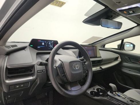 Used 2026 Toyota Prius LE FWD image 13