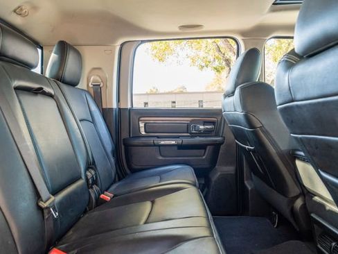 Used 2015 RAM 3500 Laramie w/ Cold Weather Group image 41