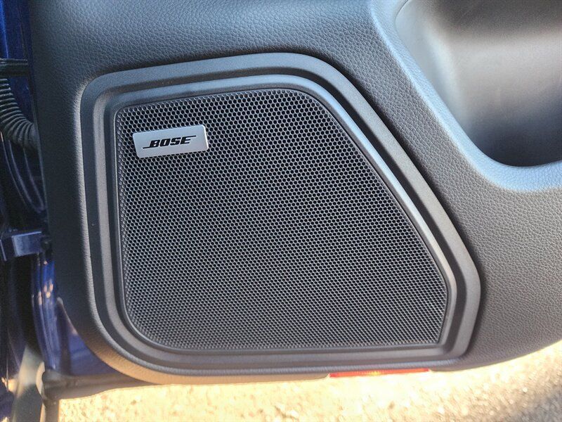 Used 2022 Porsche Macan AWD/4WD image 69