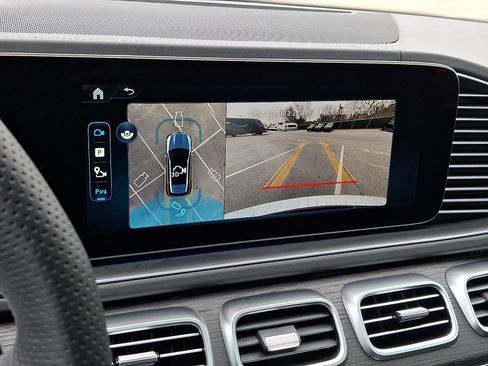 New 2026 Mercedes-Benz GLE 63 AMG S image 14