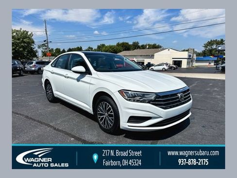 Used 2020 Volkswagen Jetta SE FWD image 1