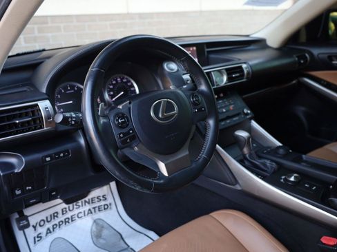 Used 2015 Lexus IS 250 w/ Premium Package RWD image 16