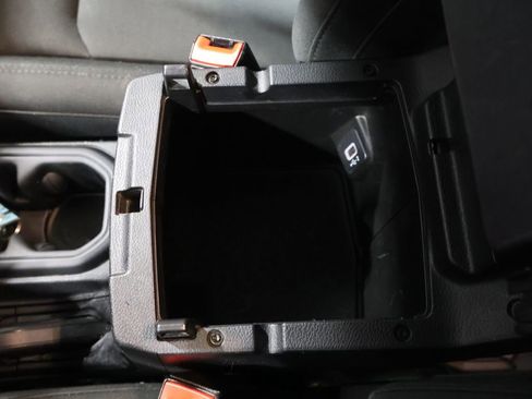 Used 2019 Jeep Wrangler Unlimited Sport image 30