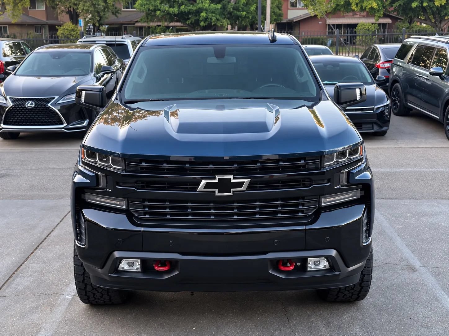 Used 2020 Chevrolet Silverado 1500 LT Trail Boss AWD/4WD image 9