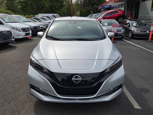 Used 2024 Nissan Leaf SV Plus FWD image 2