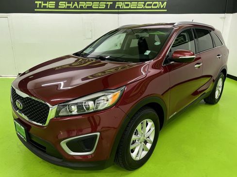 Used 2016 Kia Sorento LX AWD/4WD image 5