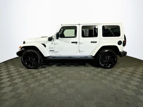 Used 2021 Jeep Wrangler Unlimited Sahara w/ Cold Weather Group AWD/4WD image 5