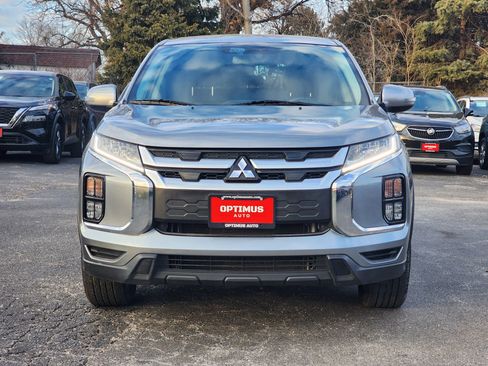 Used 2021 Mitsubishi Outlander Sport SE image 2