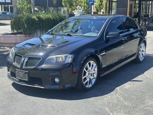 Used 2009 Pontiac G8 GXP RWD image 3