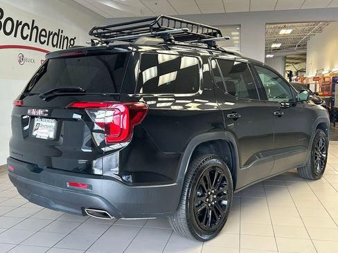Used 2023 GMC Acadia SLT w/ Elevation Edition image 7