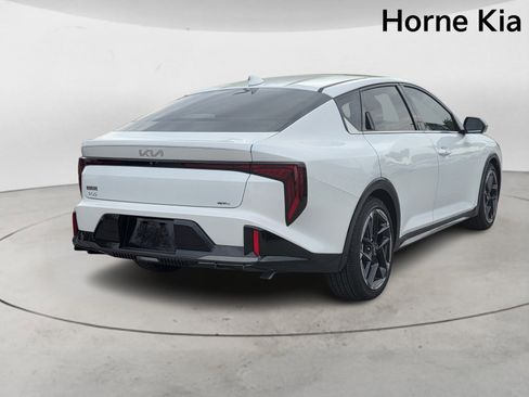 New 2025 Kia K4 GT-Line image 4
