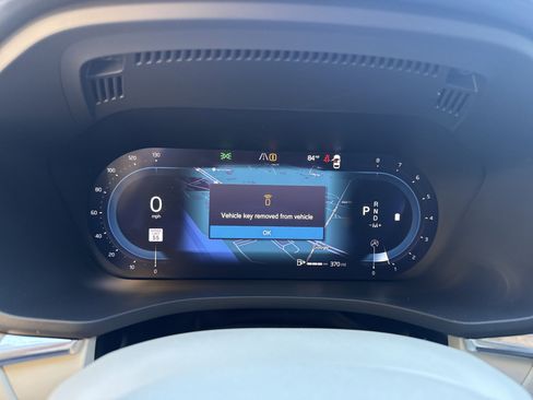 Used 2023 Volvo XC60 B5 Ultimate w/ Climate Package image 26